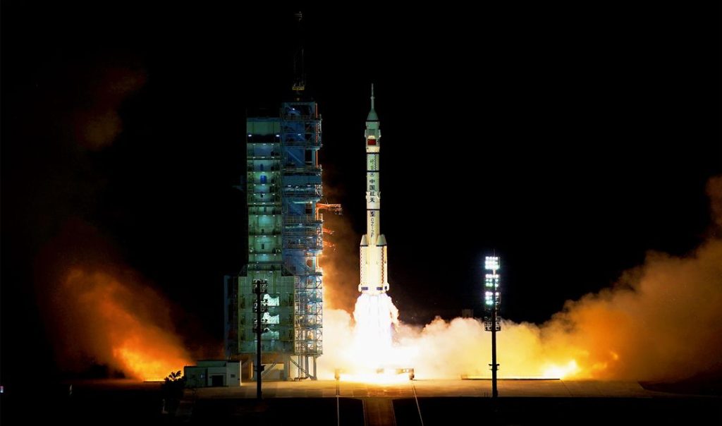 تريد الصين أن يكون صاروخها الجديد لإطلاق رواد الفضاء قابلاً لإعادة الاستخدام