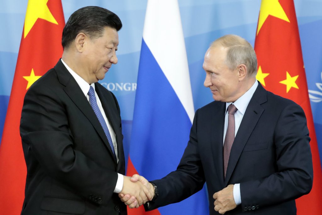 إلى أي مدى يمكن للصين - وستفعل - أن تساعد روسيا في الوقت الذي ينهار فيه اقتصادها؟