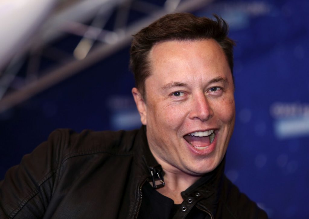 Elon Musk يستضيف قاعة المدينة AMA على Twitter