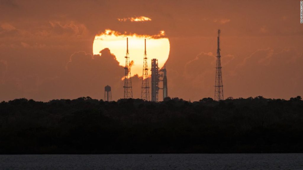 سيحصل صاروخ القمر العملاق Artemis I من ناسا على اختبار آخر قبل الإطلاق في يونيو