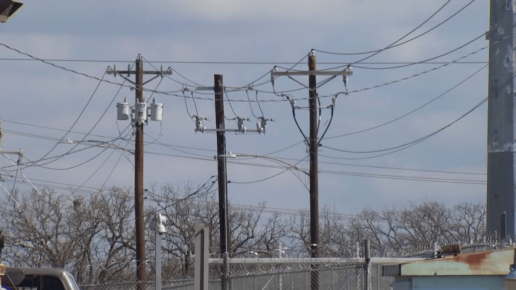 تطلب ERCOT من تكساس الحفاظ على الطاقة حتى الساعة 8 مساءً ، خلال عطلة نهاية الأسبوع - NBC 5 Dallas-Fort Worth