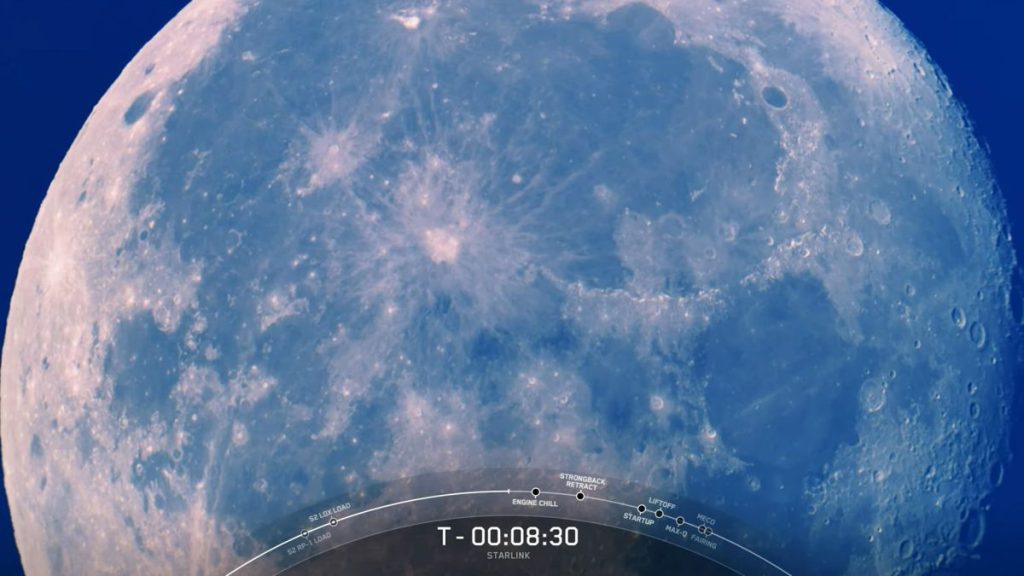 سبيس إكس القمر وشروق الشمس صور إطلاق القمر الصناعي ستارلينك