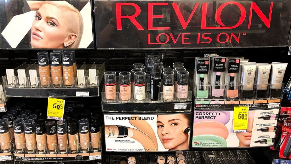 شركة مستحضرات التجميل Revlon تقترب من تصنيف الفصل 11