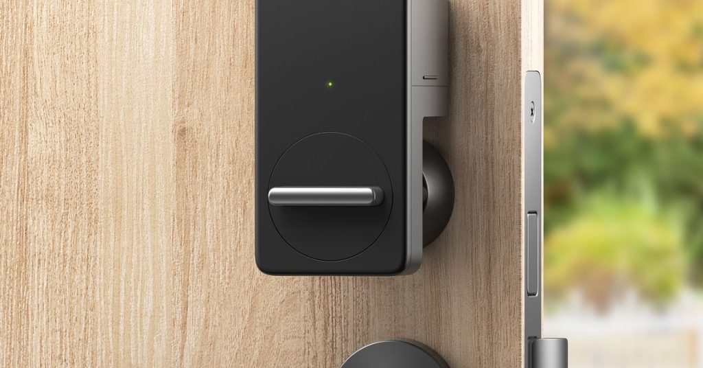 تعلن SwitchBot عن قفل باب ذكي جديد بقيمة 99 دولارًا لا يحتاج إلى أي أدوات لتثبيته