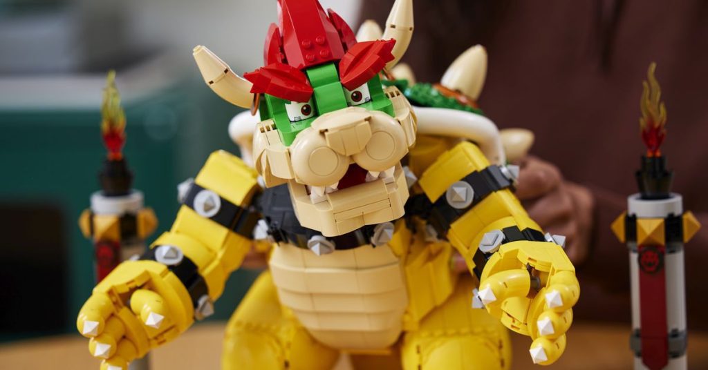 لدى Super Bowser الآن مجموعة Lego Mario الخاصة به المكونة من 2،807 قطعة