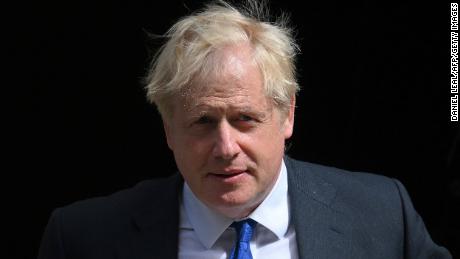 ماذا يحدث عندما يستقيل رئيس وزراء بريطاني؟
