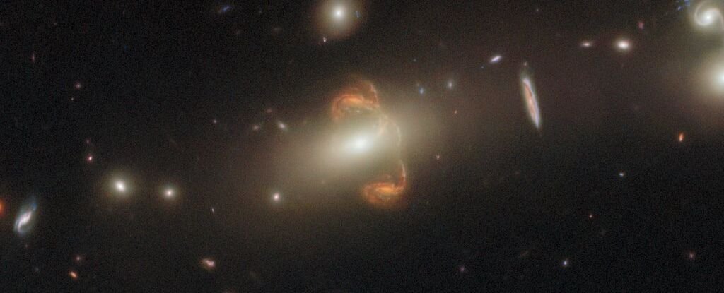 صورة مذهلة من هابل تكشف عن "مرآة" مجرة ​​غريبة