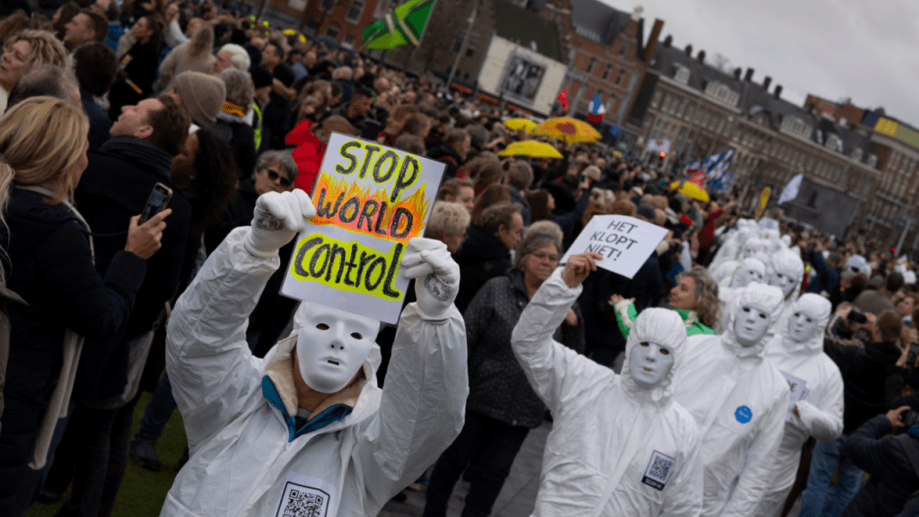 قال الخبراء إن ثورة المزارعين الهولندية ضد قانون المناخ القاسي مجرد بداية: 'ستكون هناك اضطرابات في كل مكان'