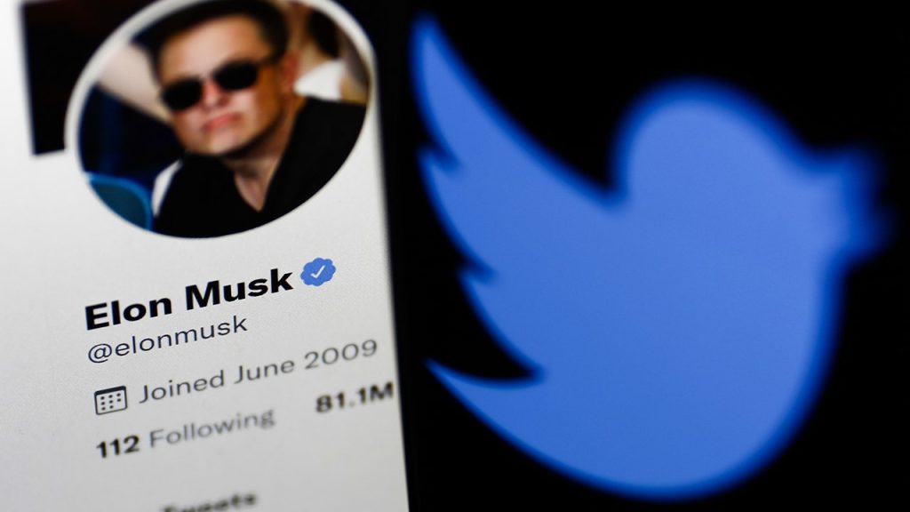 يقول Elon Musk إن صفقة Twitter يمكن أن تمضي قدمًا بمجرد تأكيد بيانات المستخدم