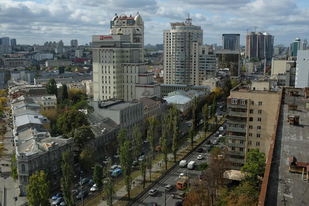 اختار جاسوس روسي كبير شقة في كييف قبل الغزو