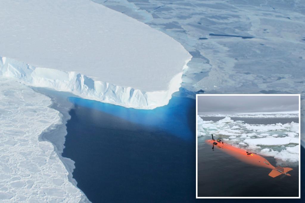 القارة القطبية الجنوبية "نهر القيامة الجليدي" معلقة "بأظافرها"
