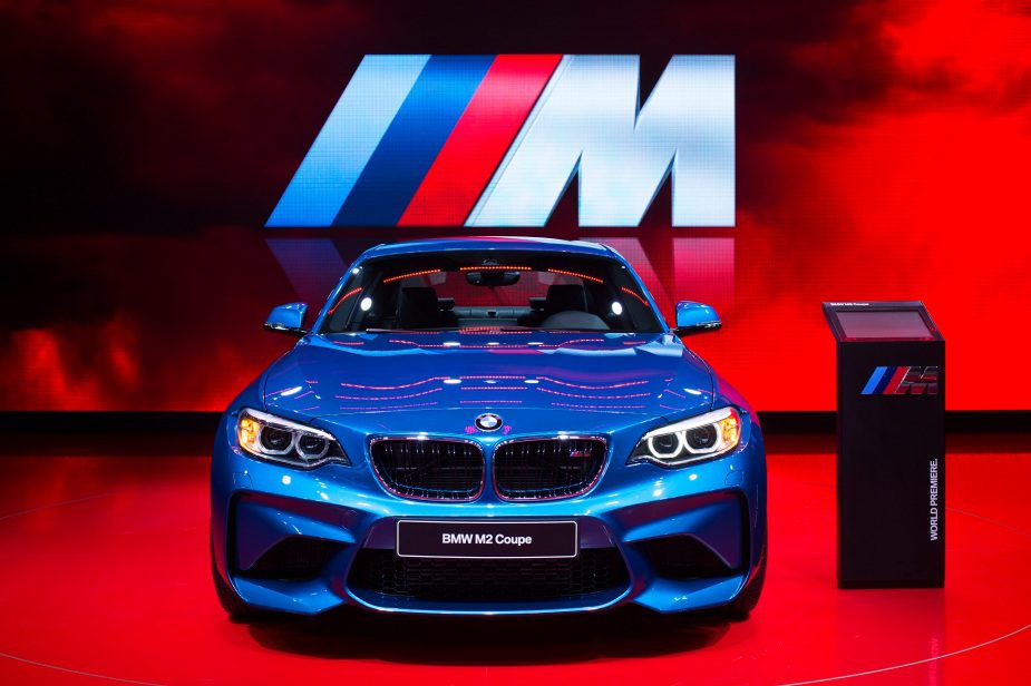 وضعت مسابقة BMW M2 2021 معايير عالية لسيارة BMW M2 القادمة 2023. 
