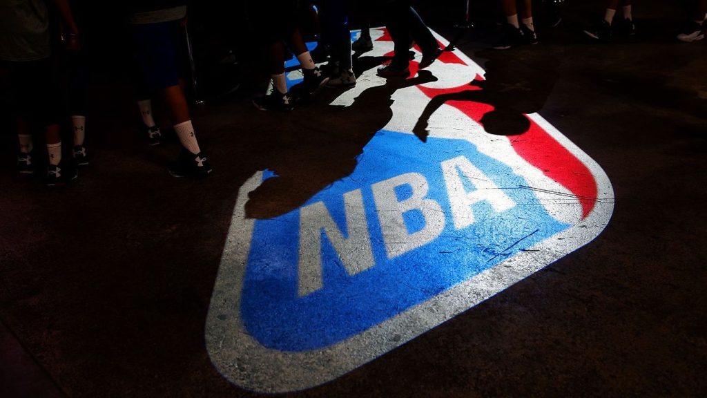 المصادر - NBA تسعى للحد الأعلى للإنفاق في اتفاقية جديدة مع NBPA