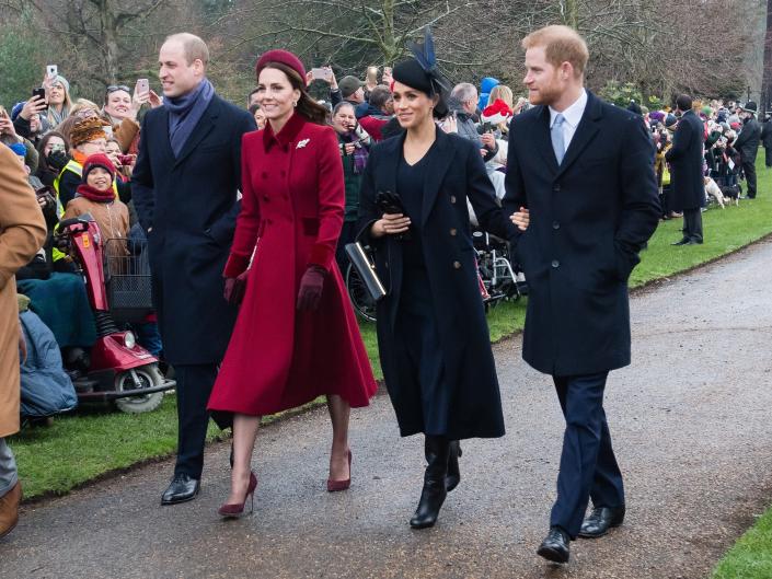 الأمير وليام ، كيت ميدلتون ، ميغان ماركل ، والأمير هاري يزورون ساندرينجهام في عام 2018.