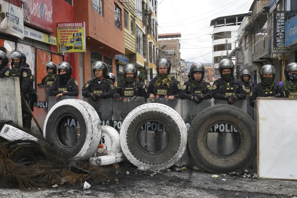 الغضب في المناطق الريفية يغذي الاحتجاجات ضد حكومة بيرو